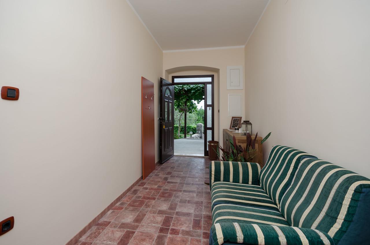 Apartment Aleksandra Rijeka Exteriör bild
