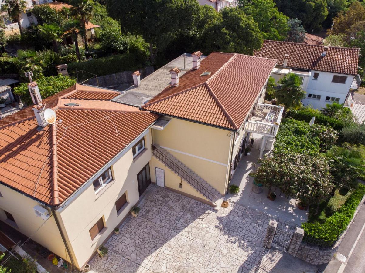 Apartment Aleksandra Rijeka Exteriör bild