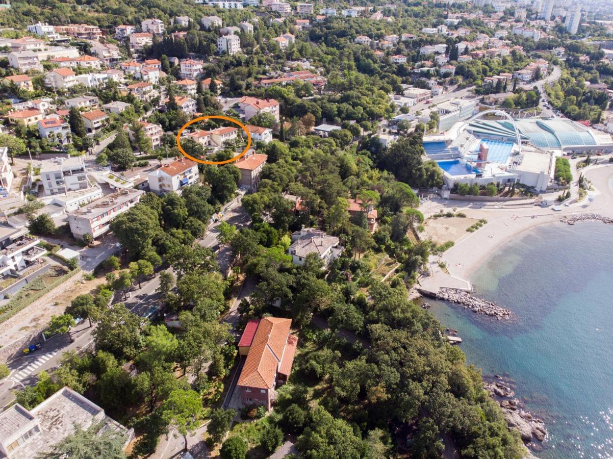 Apartment Aleksandra Rijeka Exteriör bild