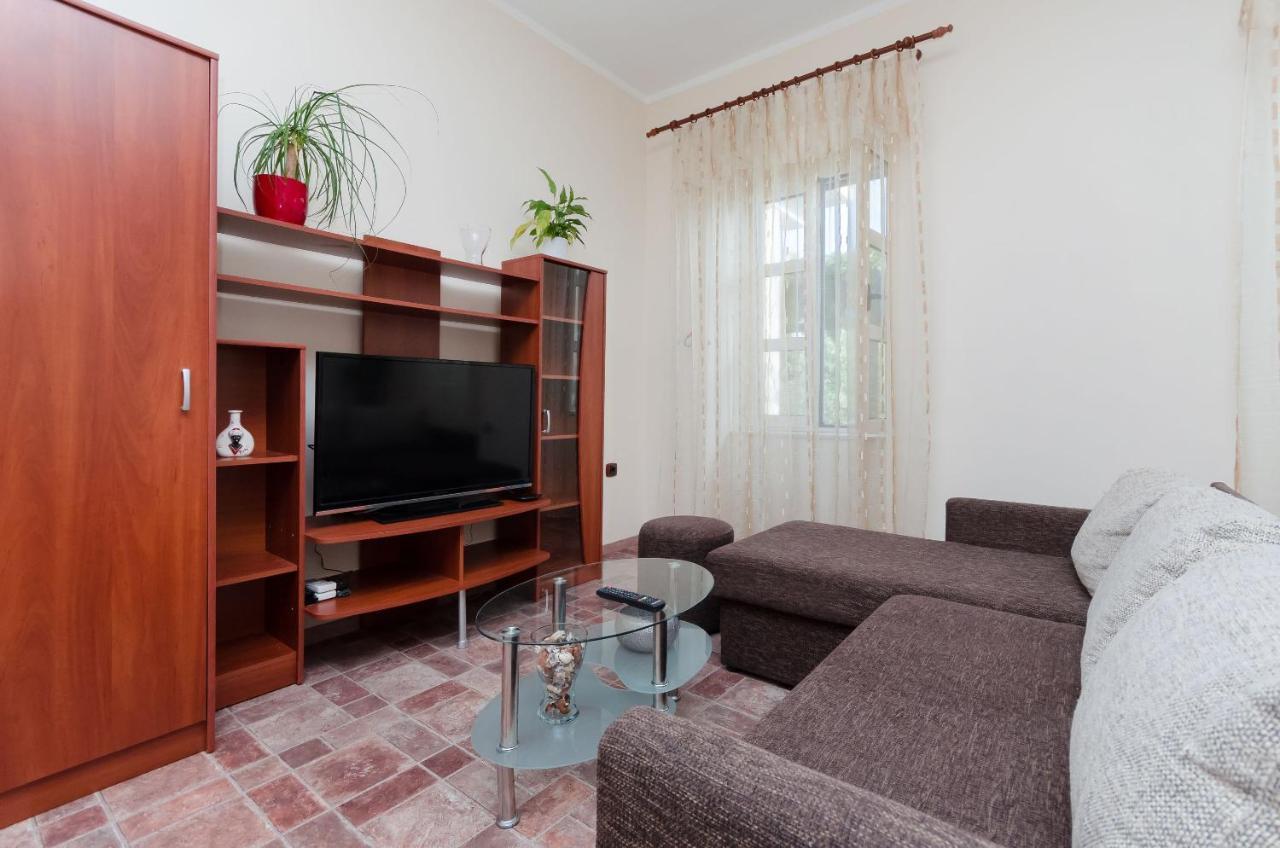 Apartment Aleksandra Rijeka Exteriör bild